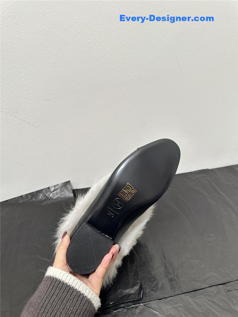 Ch**el new princess furry short boots