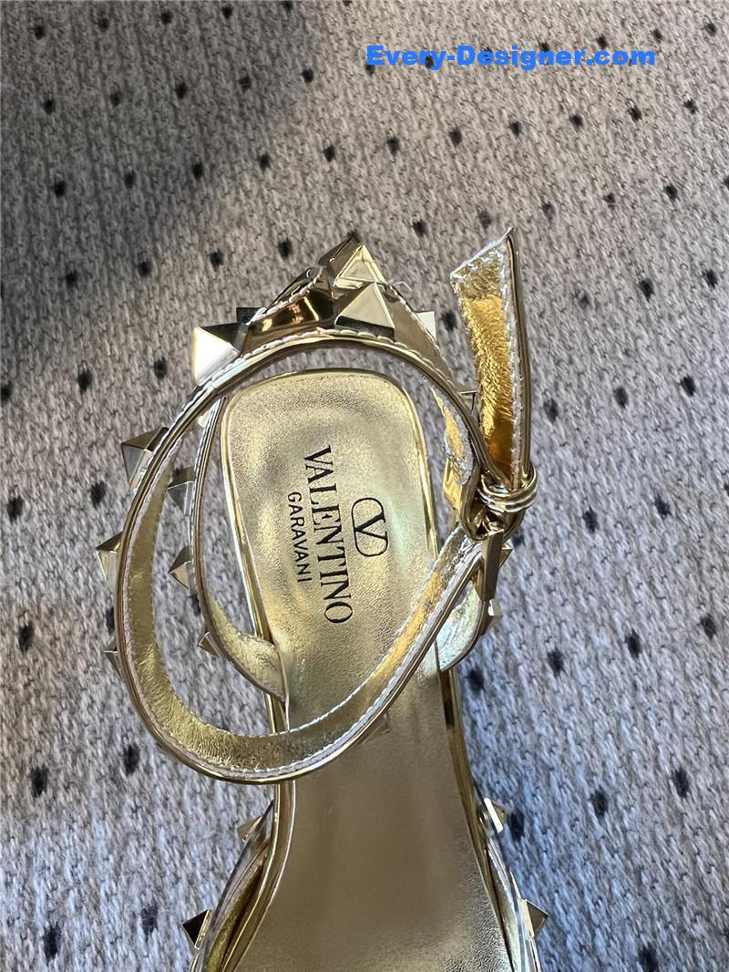 Va1e*ntin0 new two strap high heels