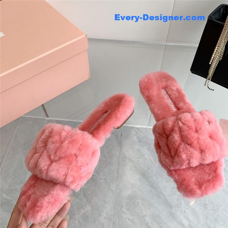 M1um1u new flat wool slippers