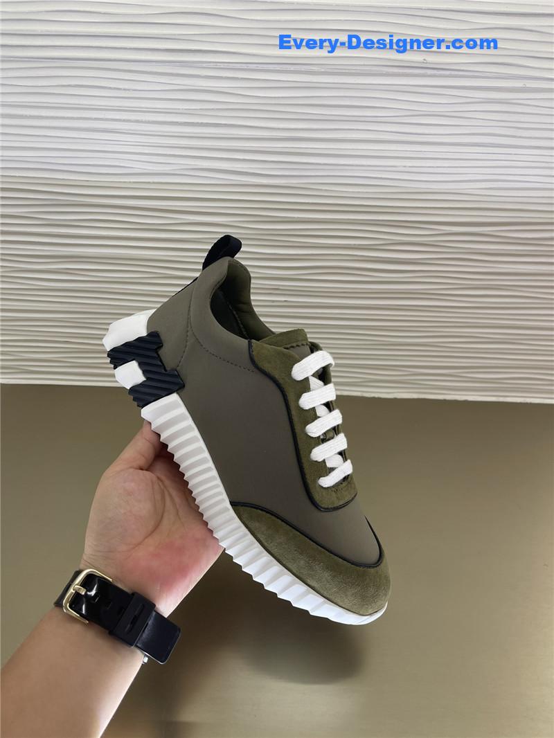 H**me5 bouncing low-top sneakers in green for women