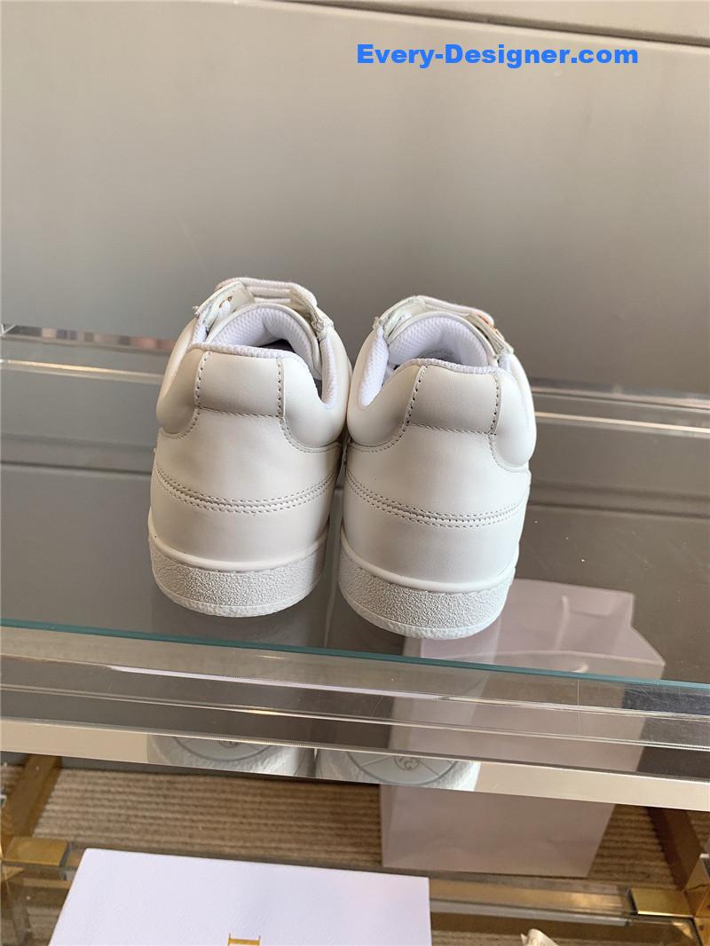 D10r gray cd star low top sneakers