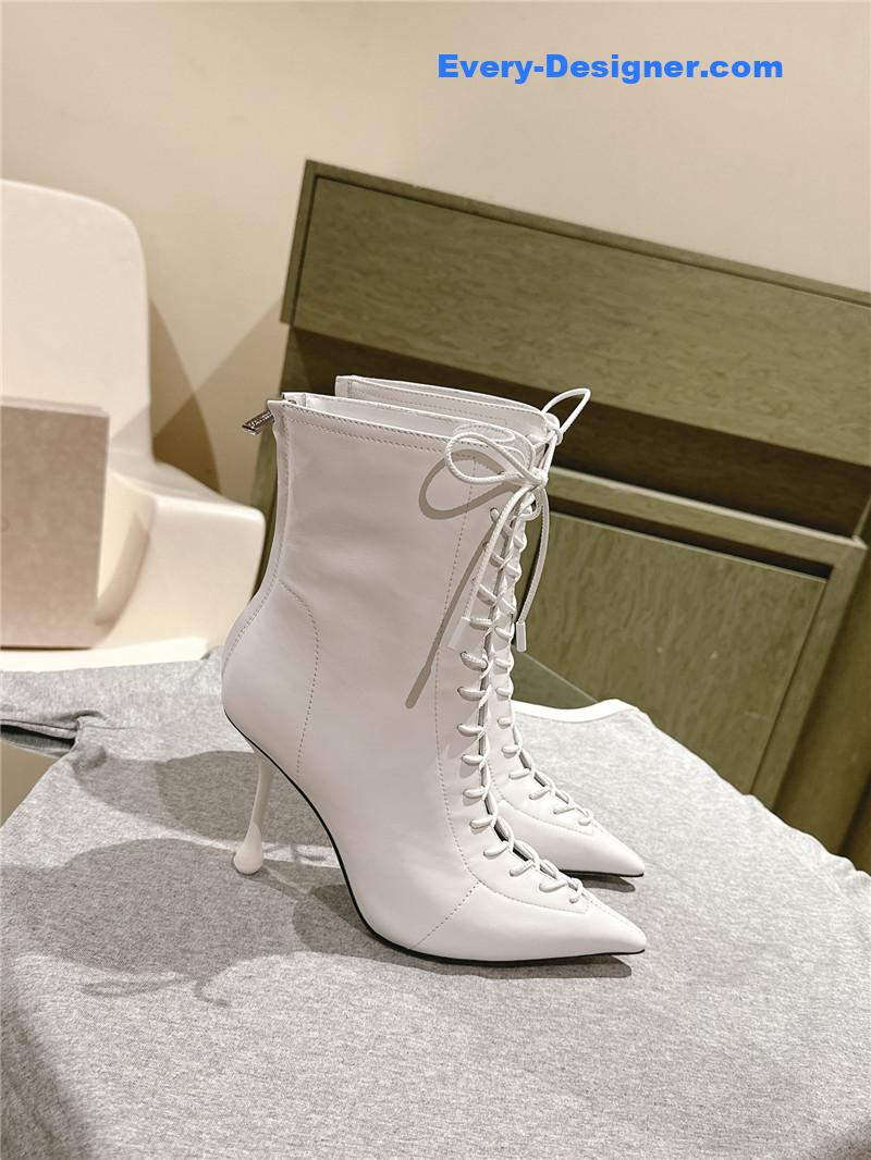 J1m*y Ch00 scarlett ankle boots in white