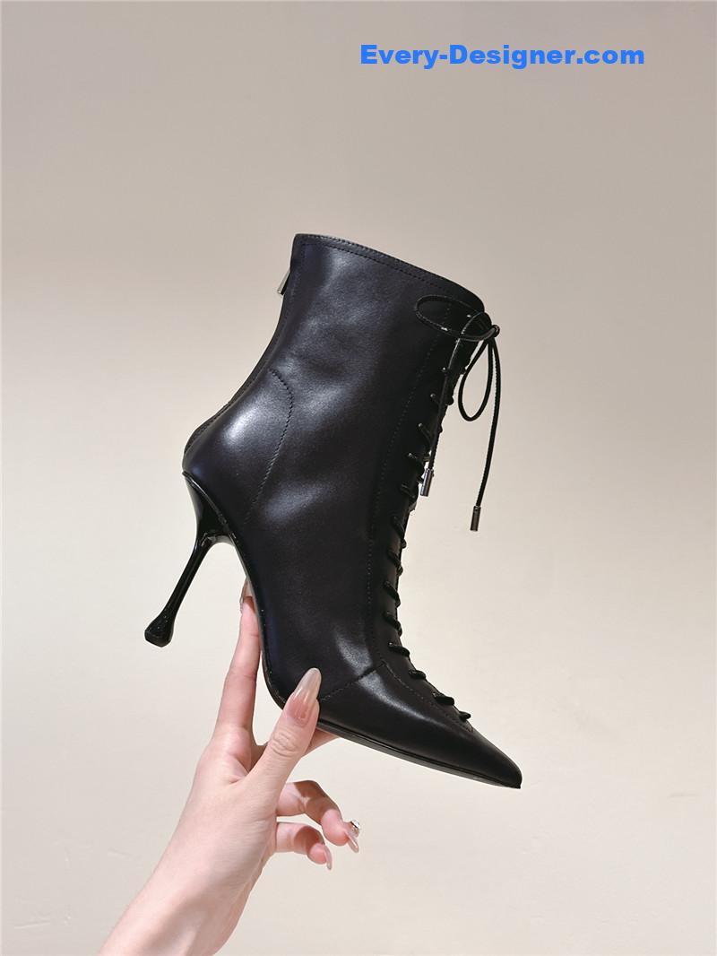 J1m*y Ch00 scarlett ankle boots