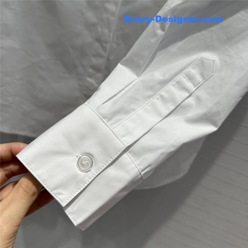 a1exa*der Mcqv*en white shirt replica clothing