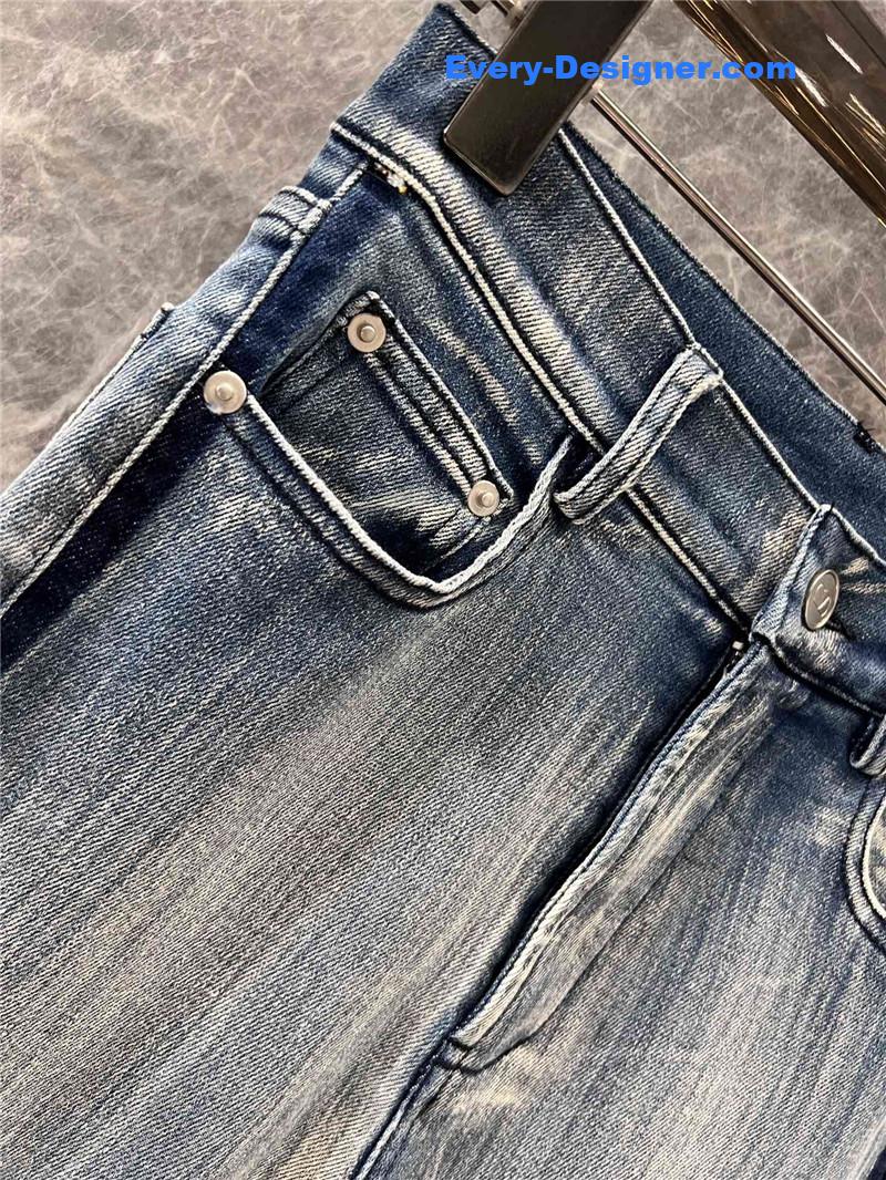 Va1e*ntin0 bootcut jeans replica clothing sites