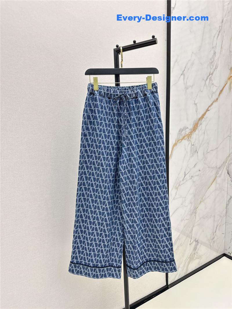 Va1e*ntin0 v jacquard denim trousers replica clothing sites