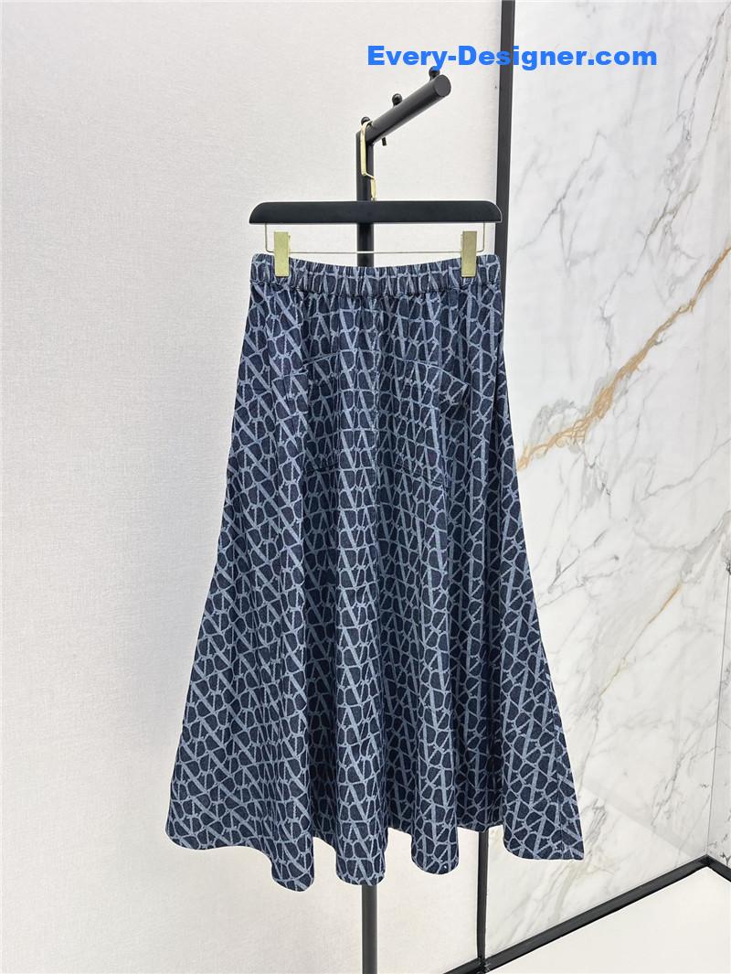 Va1e*ntin0 v jacquard denim long skirt replica d&g clothing