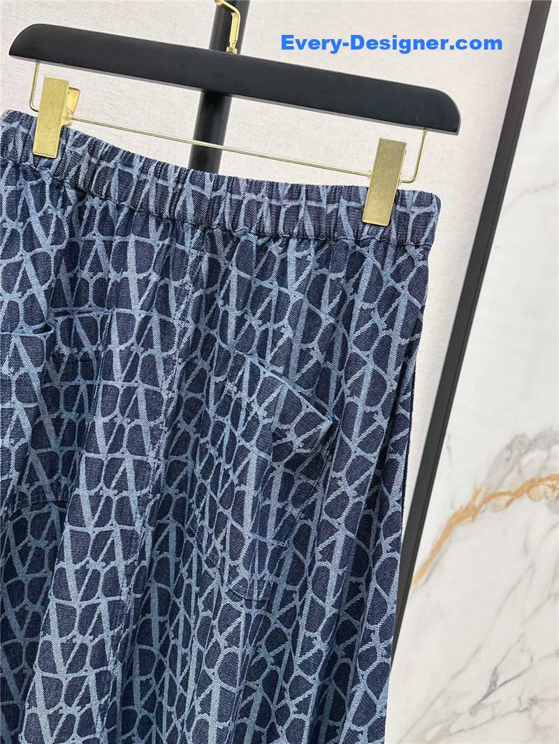 Va1e*ntin0 v jacquard denim long skirt replica d&g clothing