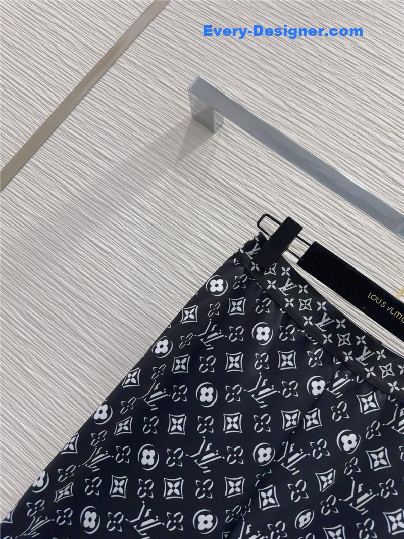 l0vis Vvtt0n lv mid-high waist stretch leggings replicas clothes