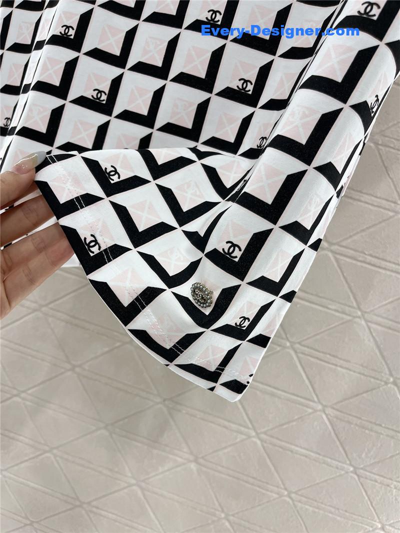 Ch**el check round neck t-shirt replica d&g clothing