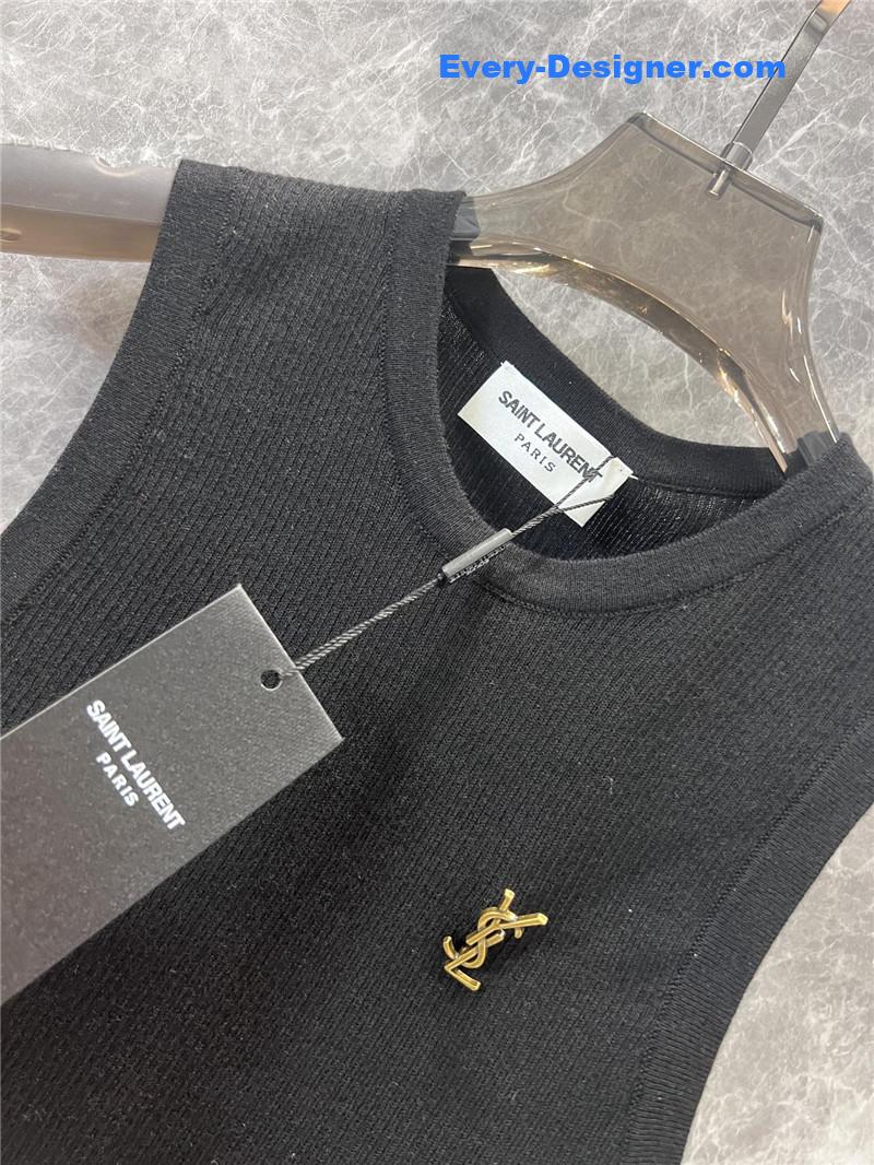 Y51 letter brooch knitted vest replicas clothes