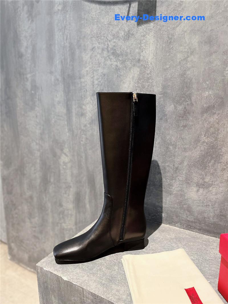 Va1e*ntin0 garavani vlogo leather knee-high boots