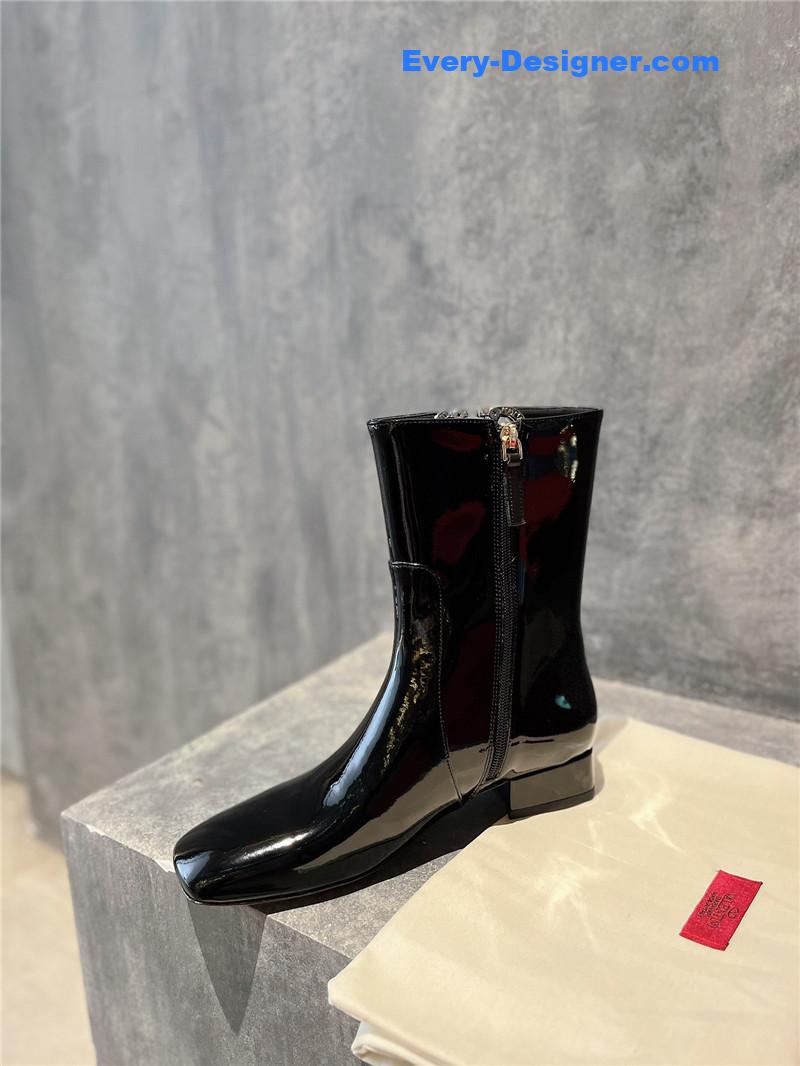 Va1e*ntin0 vlogo leather ankle boots