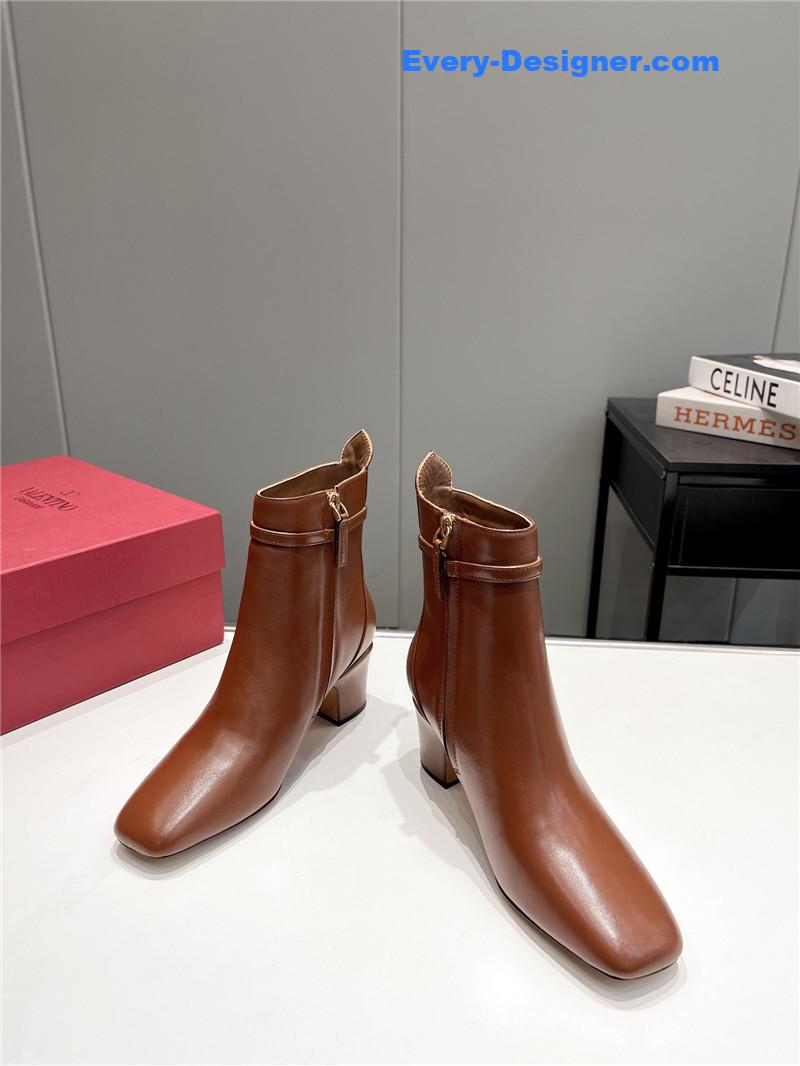 Va1e*ntin0 garavani 60mm brown leather boots