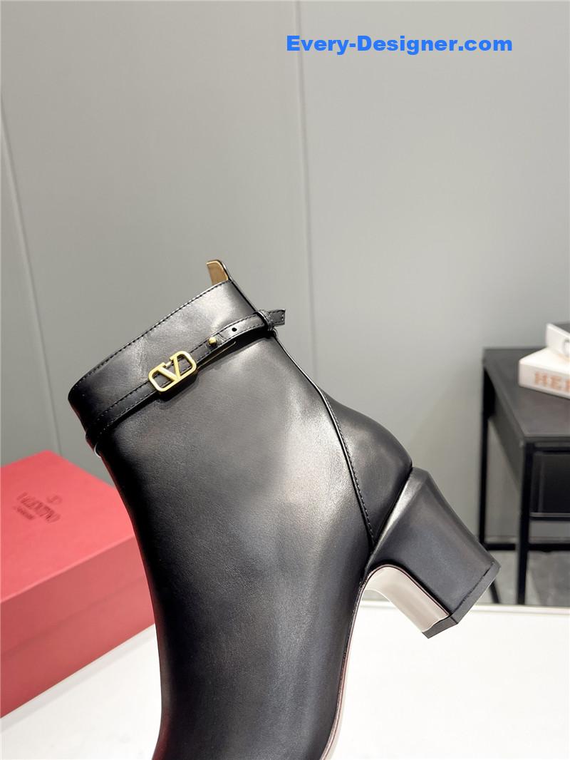 Va1e*ntin0 garavani tan-go 60mm leather boots