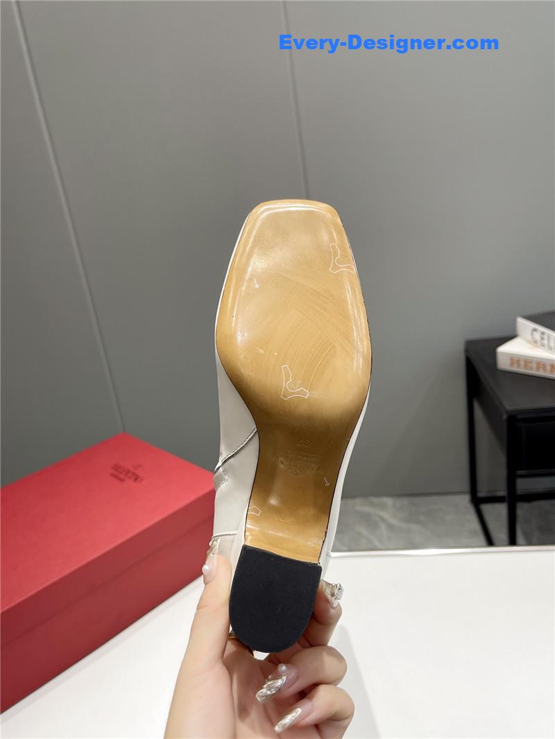 Va1e*ntin0 garavani white tan-go keen high boots