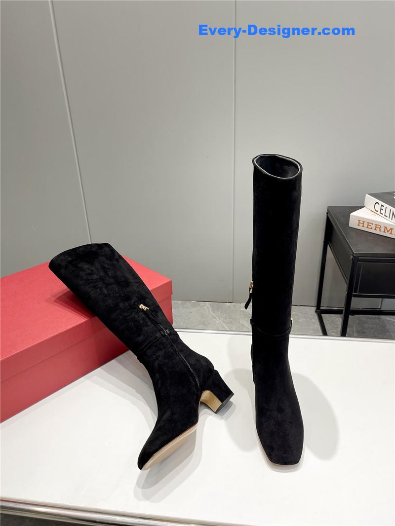 Va1e*ntin0 garavani tan-go suede keen high boots