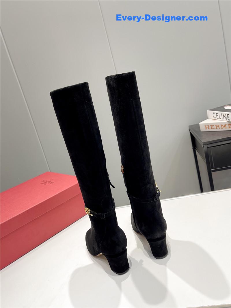 Va1e*ntin0 garavani tan-go suede keen high boots