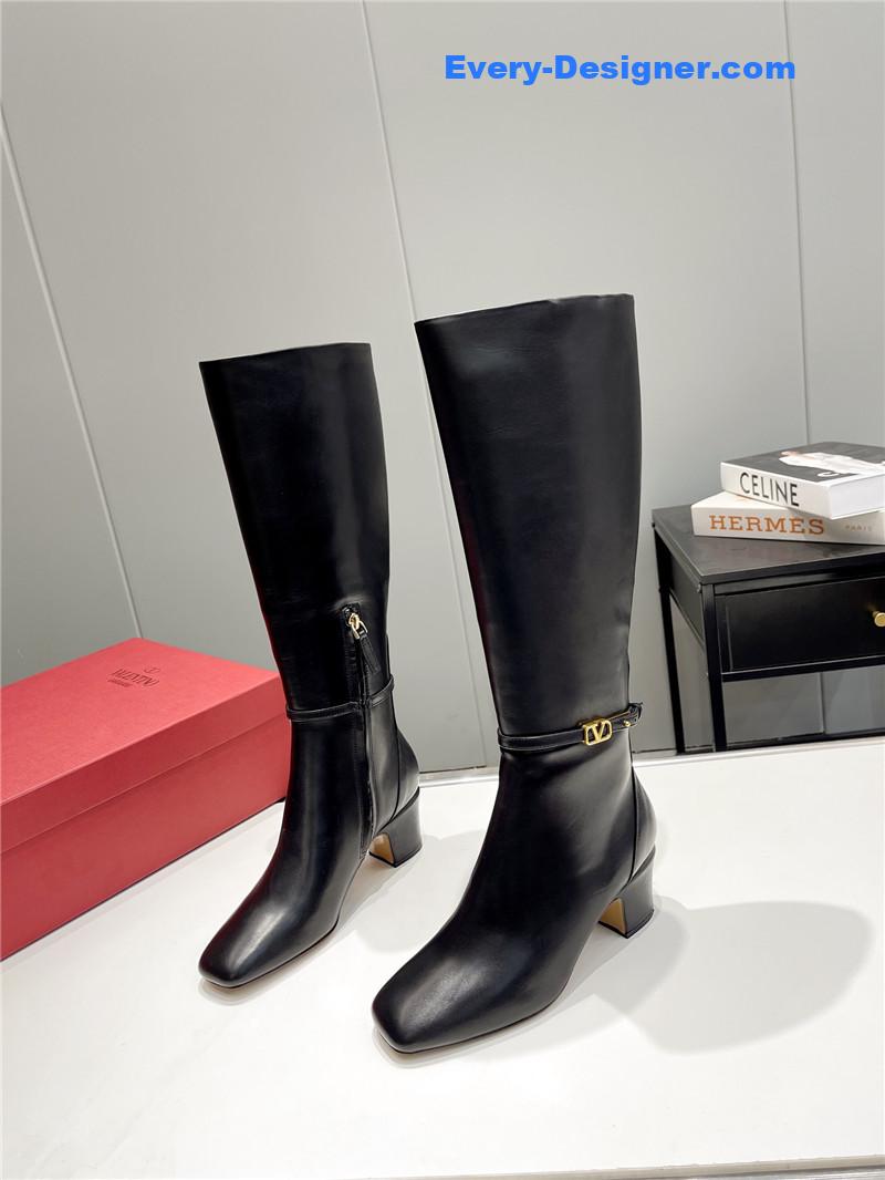 Va1e*ntin0 garavani black tan-go keen high boots