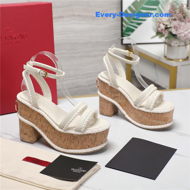 Va1e*ntin0 vlogo summerblocks wedge sandals white