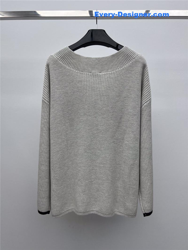 BC large V-neck sweater replica d&g clothing