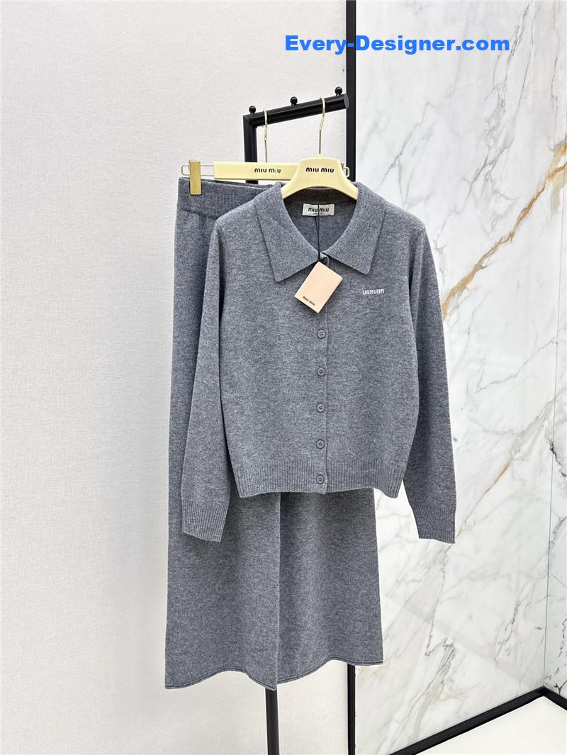 M1um1u new knitted suit replica d&g clothing