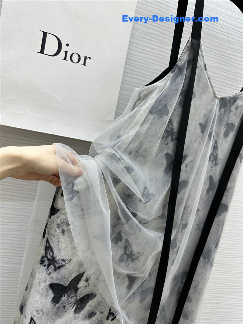 D10r suspender dress replica clothing sites