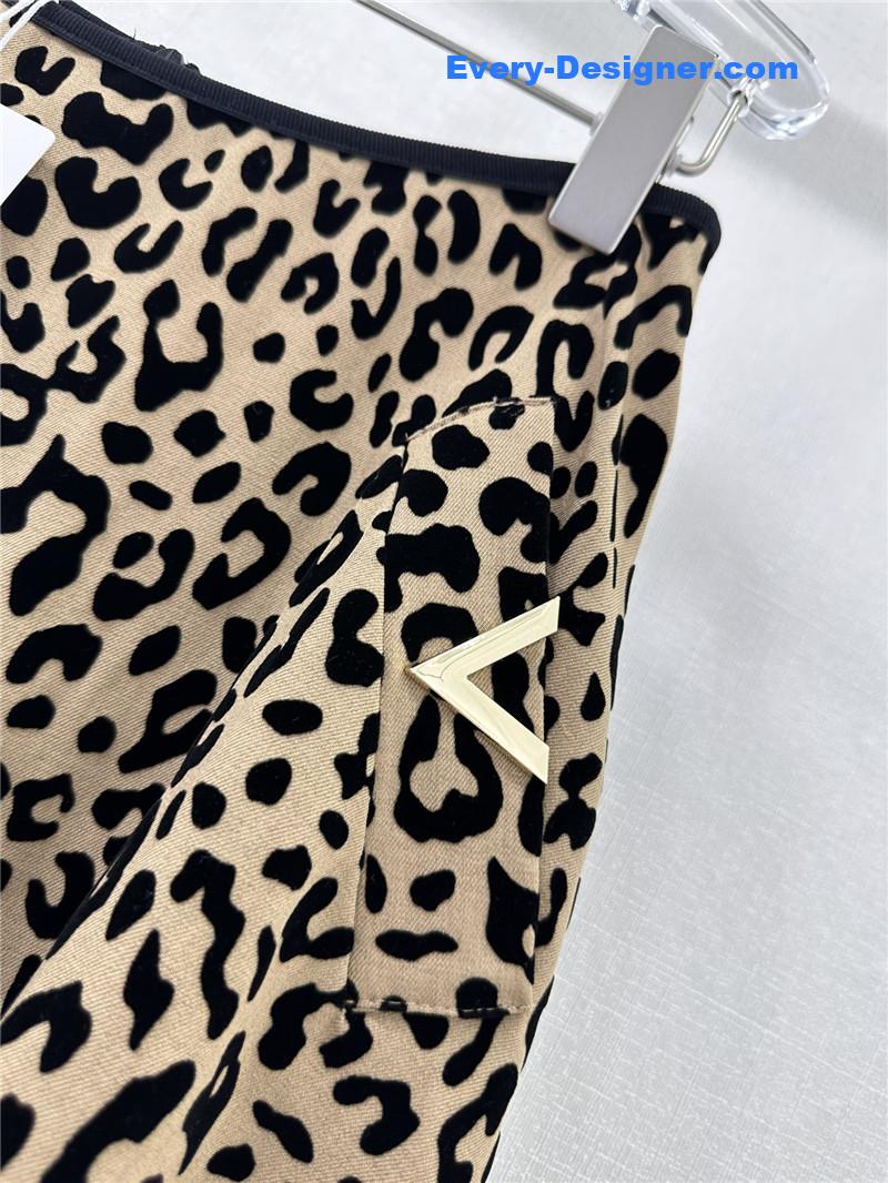 Va1e*ntin0 long skirt replica d&g clothing