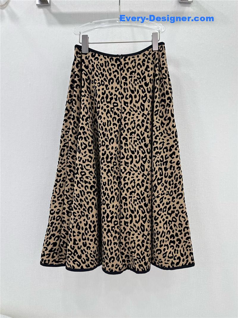 Va1e*ntin0 long skirt replica d&g clothing