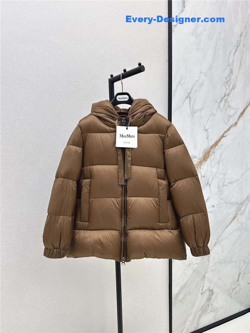 Vanitoo mid-length hooded down jacket replica clothing