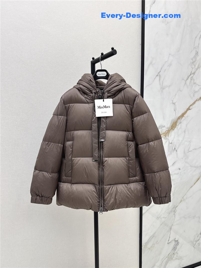 Vanitoo mid-length hooded down jacket replica clothing