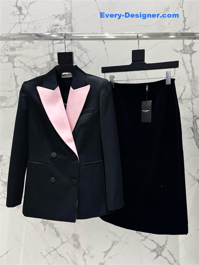 D10r velvet skirt replica clothing sites