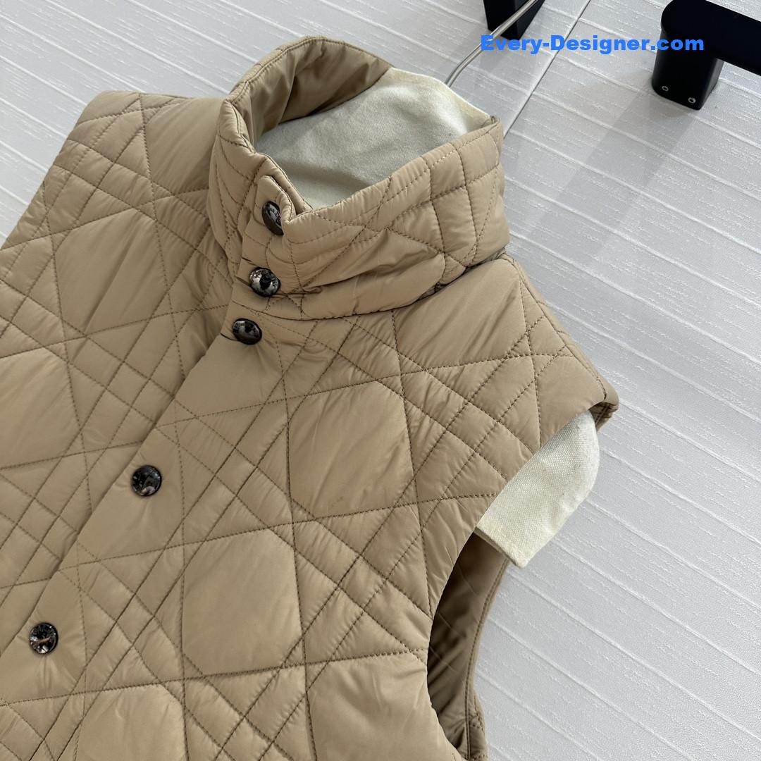 D10r quilted vest jacket