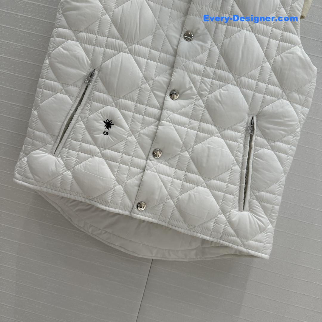 D10r quilted vest jacket