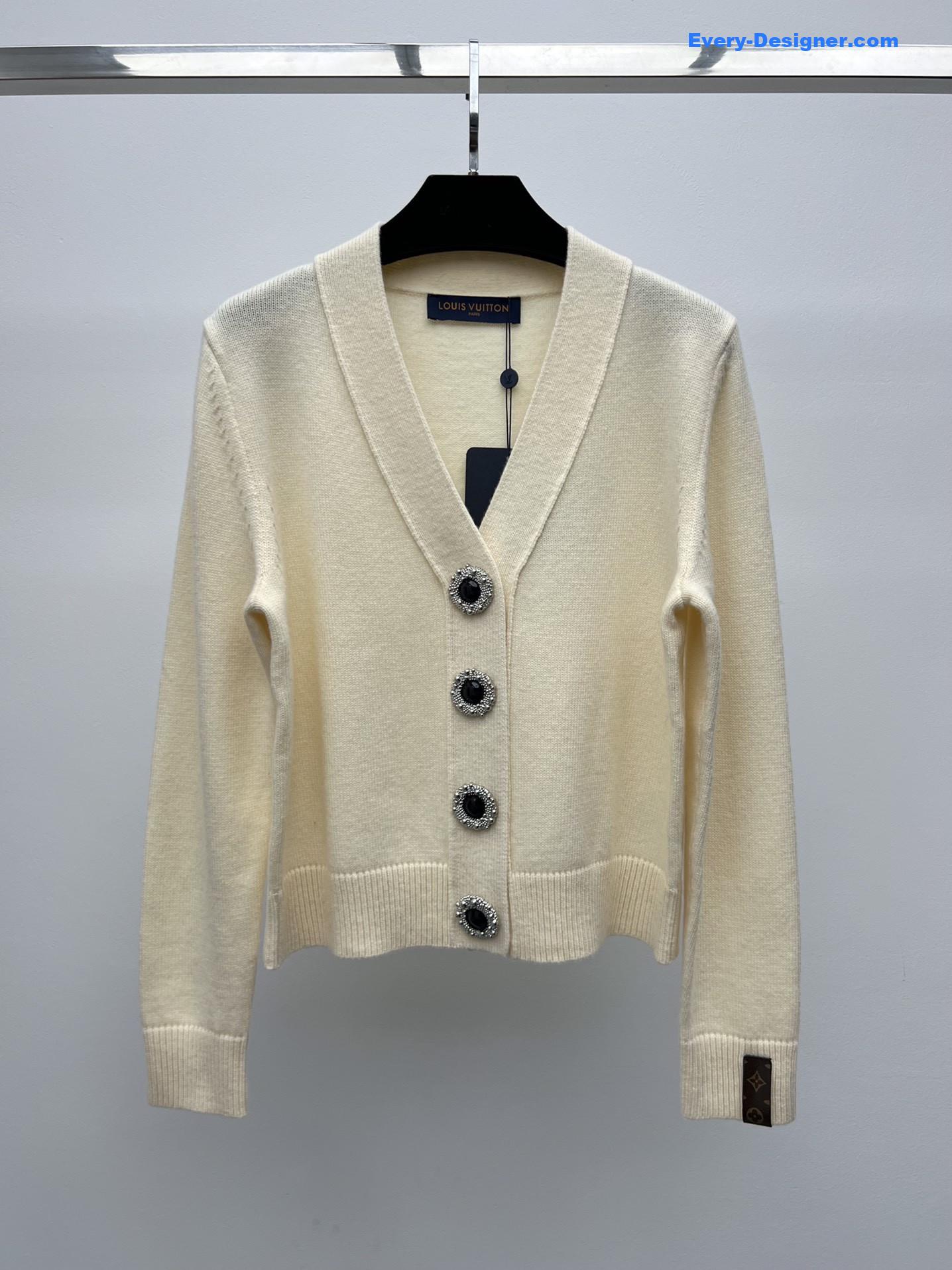 l0vis Vvtt0n ivory jewel button cardigan
