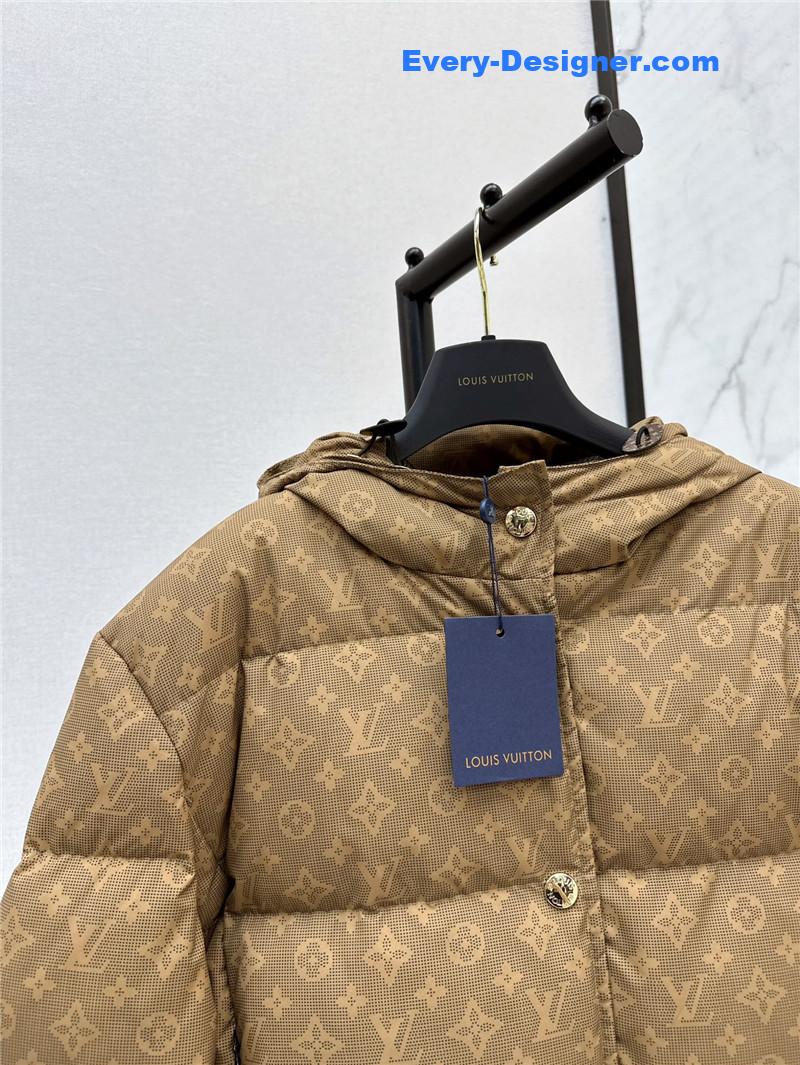 l0vis Vvtt0n lv hooded down jacket