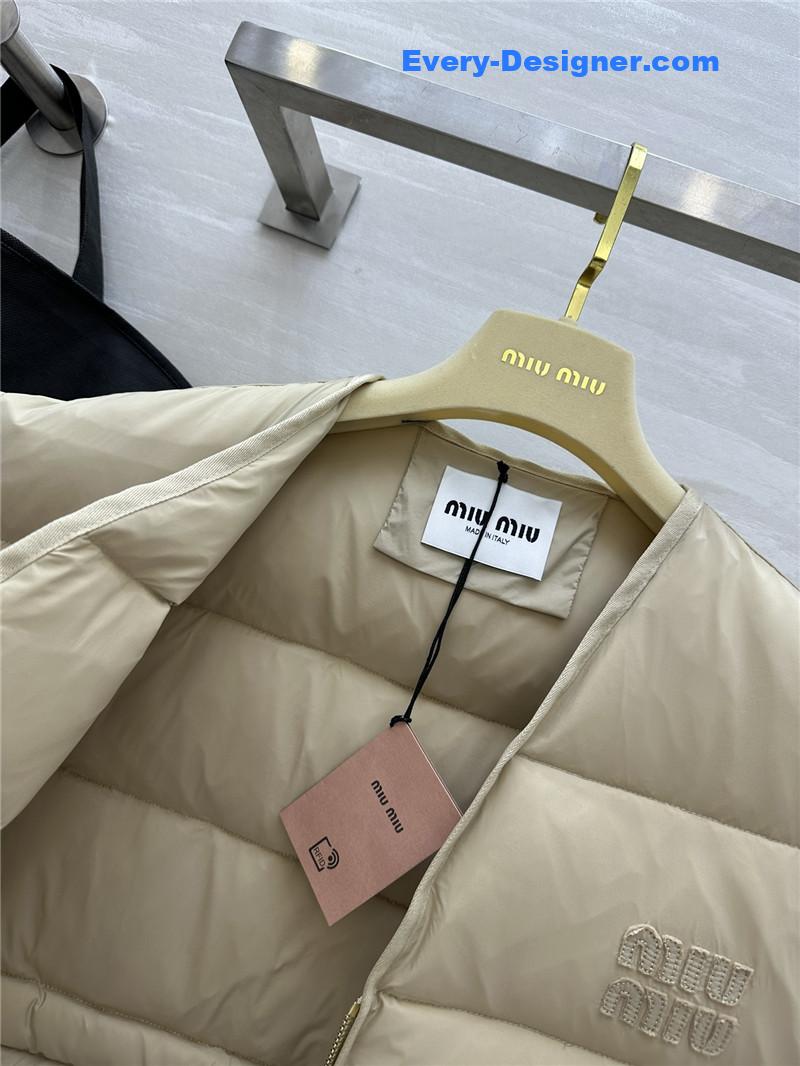 M1um1u waist down vest