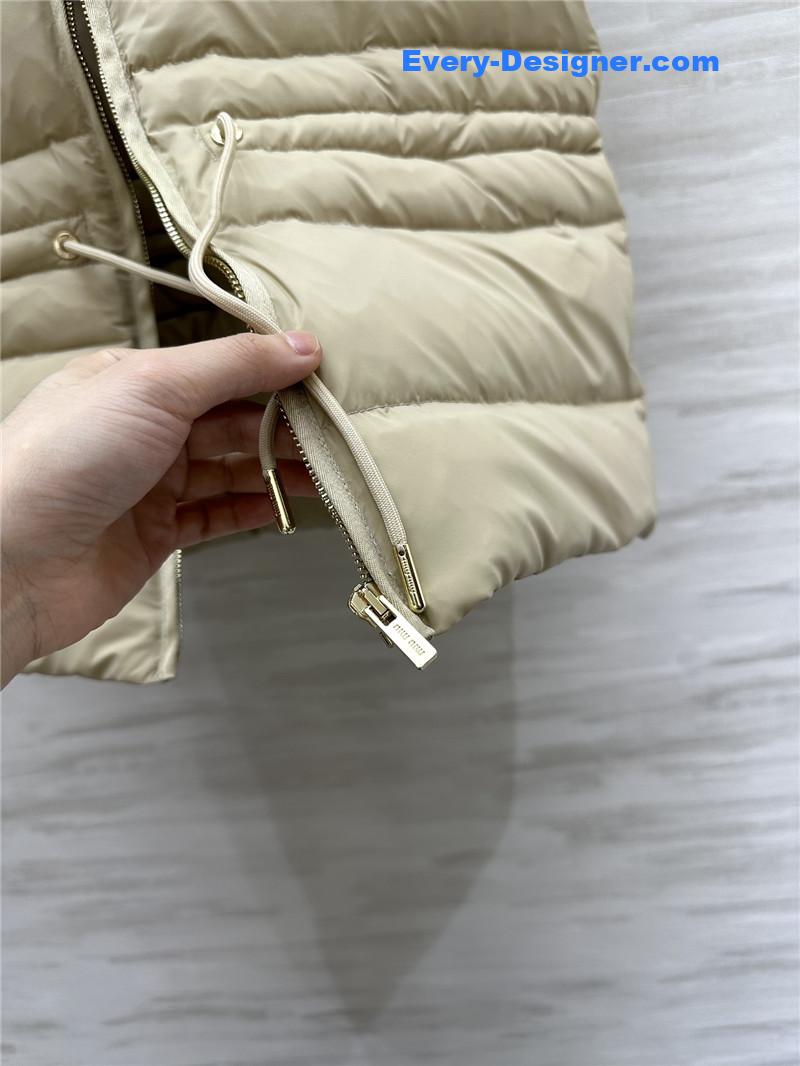 M1um1u waist down vest