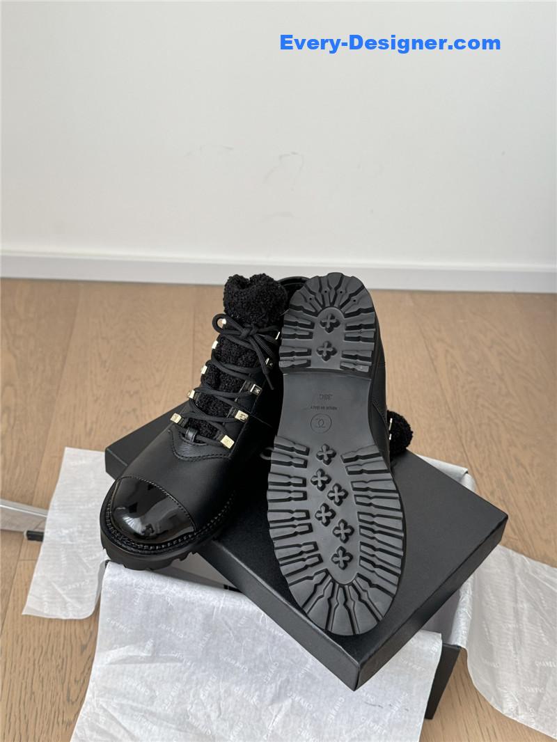 Ch**el black leather biker boots