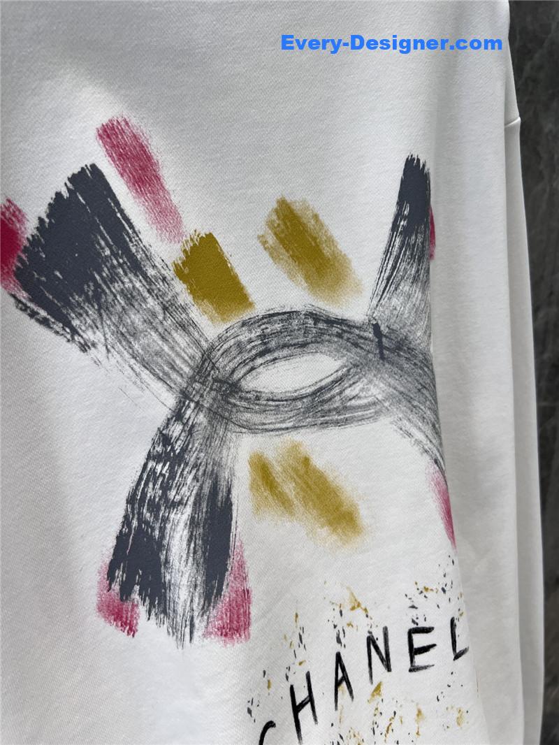 Ch**el graffiti print sweatshirt white