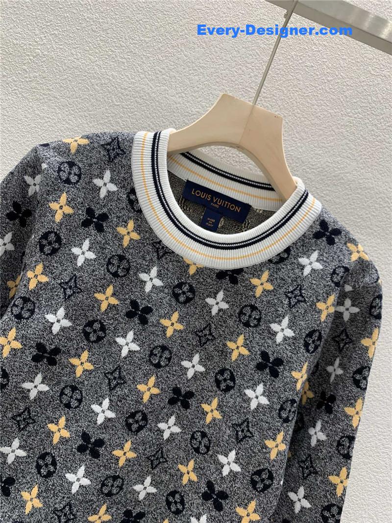 l0vis Vvtt0n kaleidoscope short knit top grey