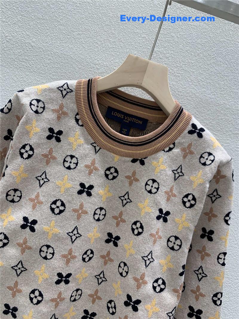 l0vis Vvtt0n kaleidoscope short knit top beige