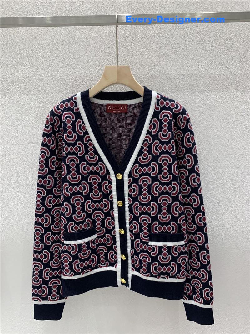 Gvc*1 v-neck jacquard cardigan black