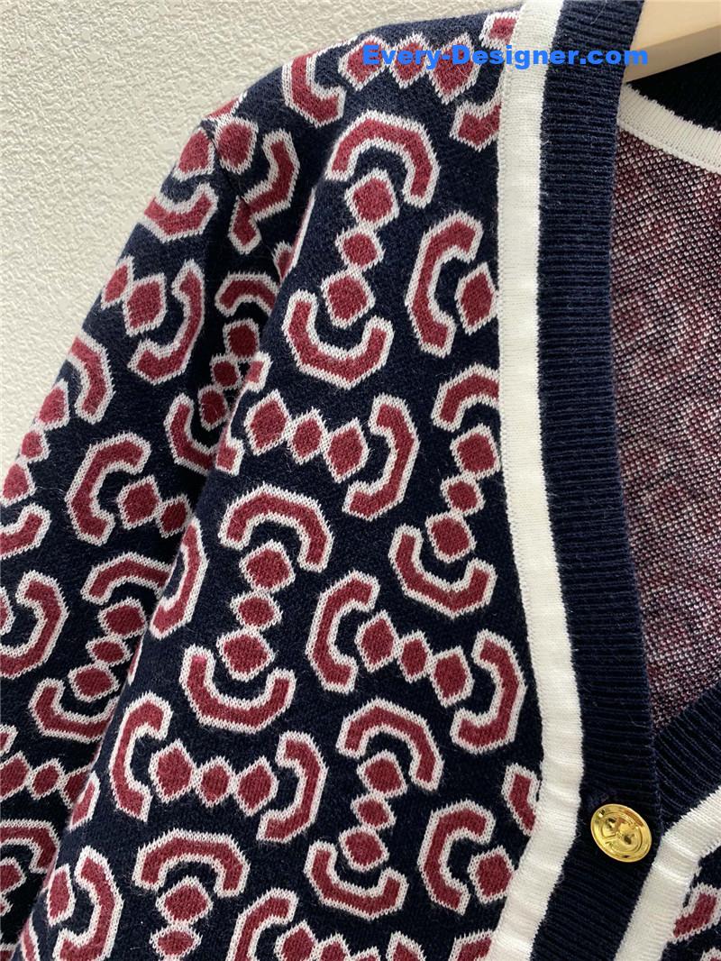 Gvc*1 v-neck jacquard cardigan black