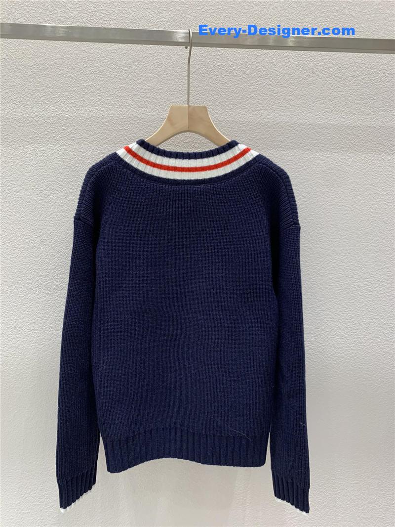 BC Contrast V-neck Sweater Navy