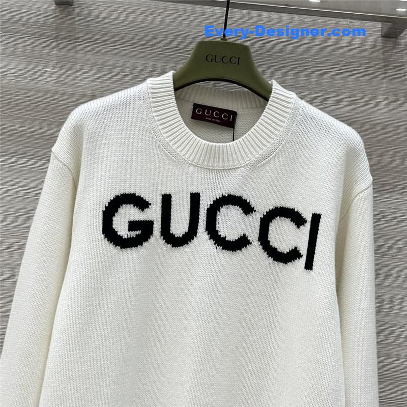 Gvc*1 white embroidered logo sweater