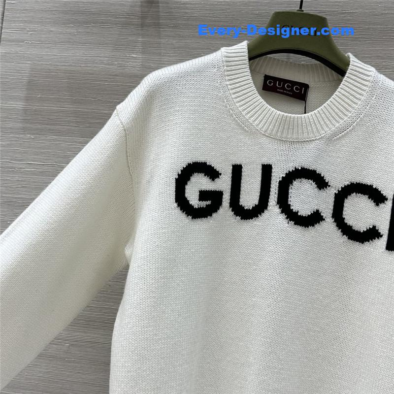 Gvc*1 white embroidered logo sweater