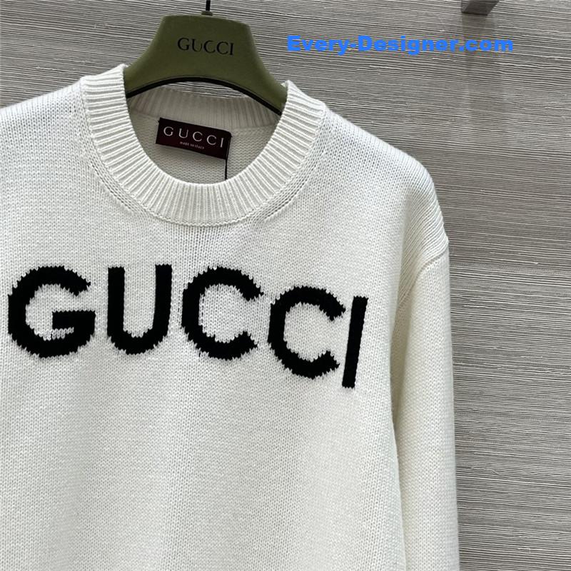 Gvc*1 white embroidered logo sweater