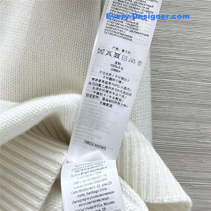 Gvc*1 white embroidered logo sweater