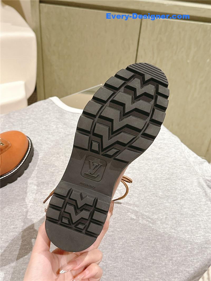 l0vis Vvtt0n calfskin territory ranger boots